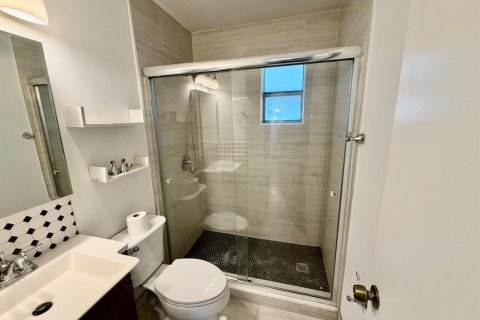 Townhouse in Delray Beach, Florida 2 bedrooms, 92.9 sq.m. № 2190799 - photo 8