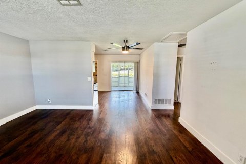Townhouse in Delray Beach, Florida 2 bedrooms, 92.9 sq.m. № 2190799 - photo 4