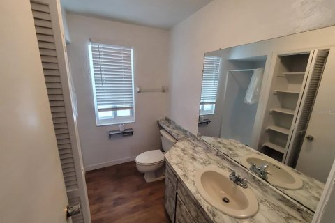 Condominio en alquiler en Punta Gorda, Florida, 2 dormitorios, 97.18 m2 № 1526246 - foto 11