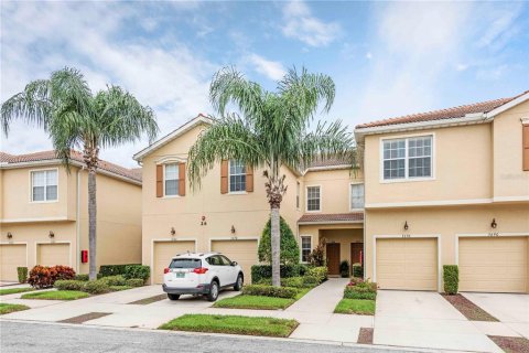 Adosado en venta en Sarasota, Florida, 3 dormitorios, 181.53 m2 № 1798557 - foto 1