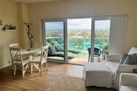 Copropriété à vendre à Clearwater, Floride: 1 chambre, 65.68 m2 № 2119141 - photo 6