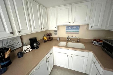 Copropriété à vendre à Clearwater, Floride: 1 chambre, 65.68 m2 № 2119141 - photo 28