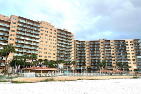 Copropriété à vendre à Clearwater, Floride: 1 chambre, 65.68 m2 № 2119141 - photo 3