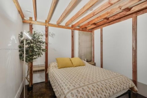 Condo in Miami, Florida, 1 bedroom  № 1705509 - photo 8