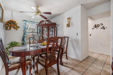 Condo in Tampa, Florida, 3 bedrooms № 2215048 - photo 14