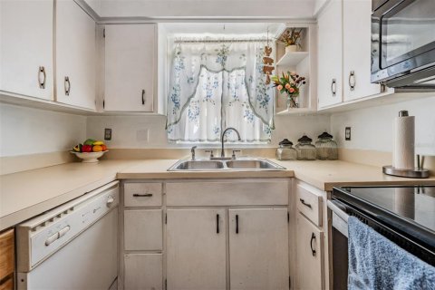 Condo in Tampa, Florida, 3 bedrooms № 2215048 - photo 19