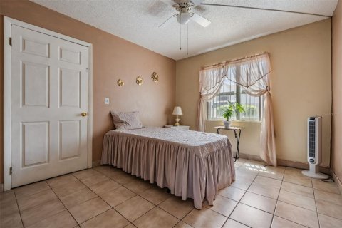 Condo in Tampa, Florida, 3 bedrooms № 2215048 - photo 30