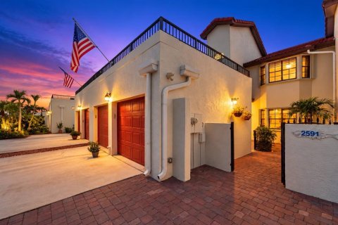 Townhouse in Merrit Island, Florida 3 bedrooms, 234.95 sq.m. № 2413419