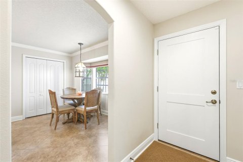 Townhouse in Merrit Island, Florida 3 bedrooms, 234.95 sq.m. № 2413419 - photo 9