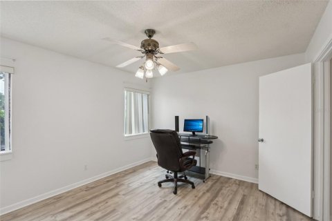 Condo in Palm Coast, Florida, 2 bedrooms  № 1906579 - photo 22