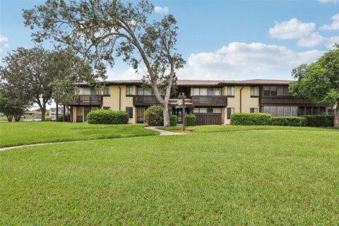 Condo in Palm Coast, Florida, 2 bedrooms  № 1906579 - photo 26