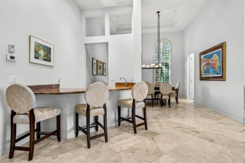 House in Palm Beach Gardens, Florida 4 bedrooms, 391.4 sq.m. № 2158332 - photo 9