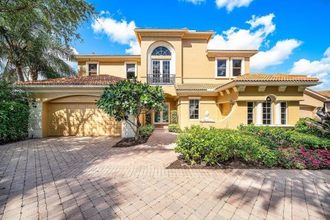 House in Palm Beach Gardens, Florida 4 bedrooms, 391.4 sq.m. № 2158332 - photo 2