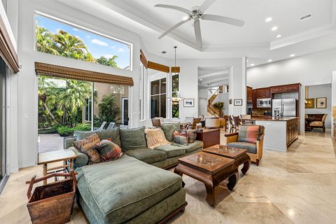 House in Palm Beach Gardens, Florida 4 bedrooms, 391.4 sq.m. № 2158332 - photo 19