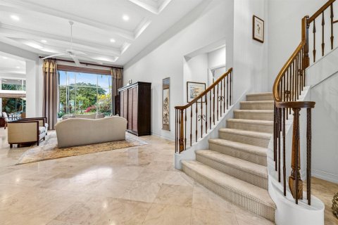 House in Palm Beach Gardens, Florida 4 bedrooms, 391.4 sq.m. № 2158332 - photo 4