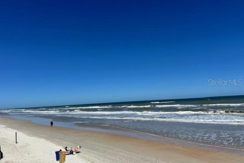 House in Daytona Beach, Florida 2 bedrooms, 88.91 sq.m. № 1585939 - photo 19