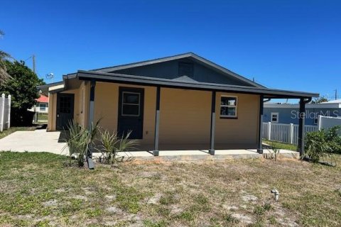 House in Daytona Beach, Florida 2 bedrooms, 88.91 sq.m. № 1585939 - photo 17
