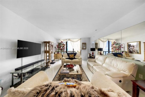 Copropriété à vendre à Sunny Isles Beach, Floride: 2 chambres, 167.04 m2 № 2413085 - photo 23