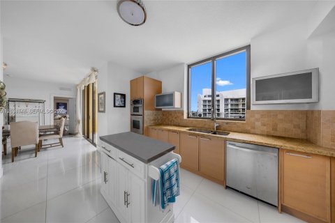 Copropriété à vendre à Sunny Isles Beach, Floride: 2 chambres, 167.04 m2 № 2413085 - photo 30