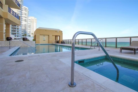 Copropriété à vendre à Sunny Isles Beach, Floride: 2 chambres, 167.04 m2 № 2413085 - photo 5