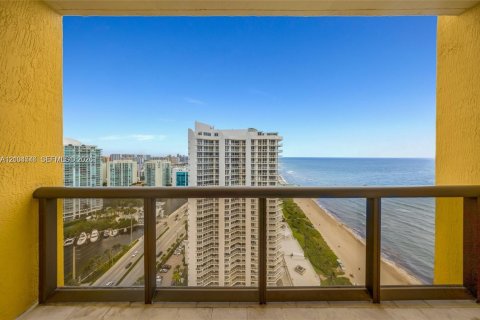 Condo à Sunny Isles Beach, Floride, 2 chambres № 2413085