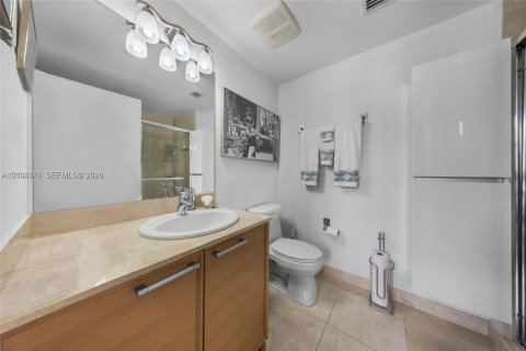 Copropriété à vendre à Sunny Isles Beach, Floride: 2 chambres, 167.04 m2 № 2413085 - photo 16