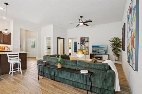 Casa en venta en The Villages, Florida, 3 dormitorios, 151.71 m2 № 1881285 - foto 13