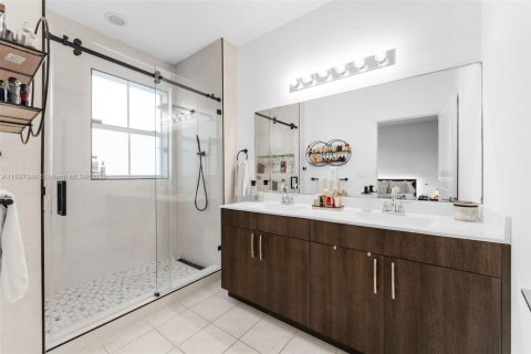 Adosado en venta en Homestead, Florida, 3 dormitorios, 160.81 m2 № 1949010 - foto 24