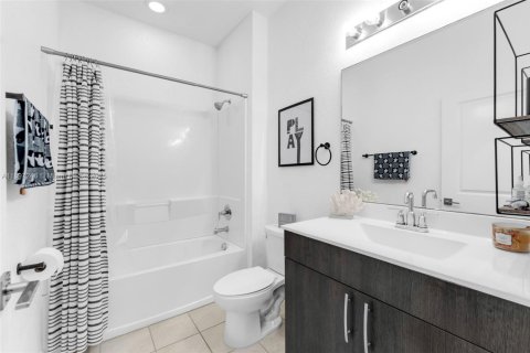 Adosado en venta en Homestead, Florida, 3 dormitorios, 160.81 m2 № 1949010 - foto 18