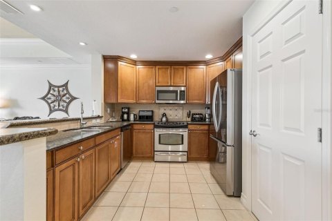 Condominio en alquiler en Four Corners, Florida, 3 dormitorios, 151.43 m2 № 2108476 - foto 5