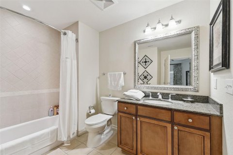 Condominio en alquiler en Four Corners, Florida, 3 dormitorios, 151.43 m2 № 2108476 - foto 18