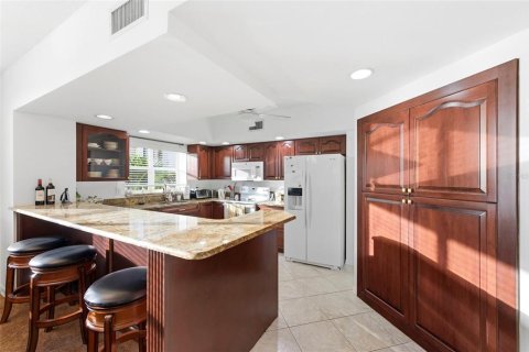 Copropriété à vendre à Largo, Floride: 3 chambres, 167.32 m2 № 2351855 - photo 10