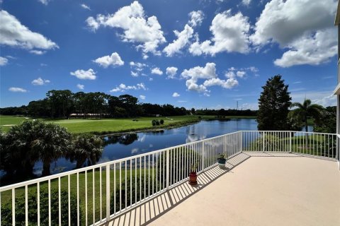 Copropriété à vendre à Largo, Floride: 3 chambres, 167.32 m2 № 2351855 - photo 3