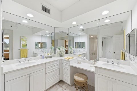 Copropriété à vendre à Largo, Floride: 3 chambres, 167.32 m2 № 2351855 - photo 12