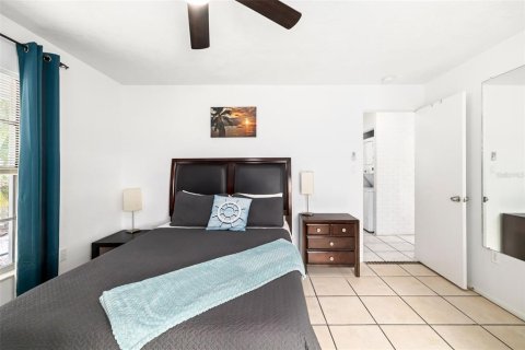 Commercial property in Sarasota, Florida 10 bedrooms, 398.64 sq.m. № 2102425 - photo 15