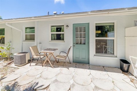 Commercial property in Sarasota, Florida 10 bedrooms, 398.64 sq.m. № 2102425 - photo 24