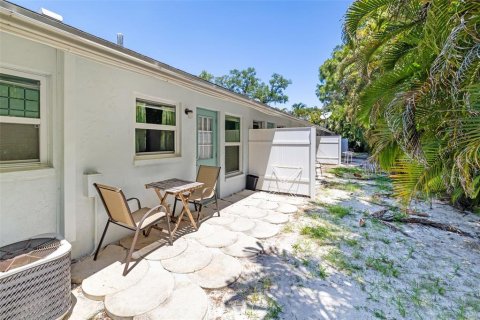 Commercial property in Sarasota, Florida 10 bedrooms, 398.64 sq.m. № 2102425 - photo 25