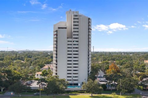 Купить кондоминиум в Тампа, Флорида 7 комнат, 122.63м2, № 2150772 - фото 4
