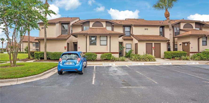 Townhouse in Orlando, Florida 2 bedrooms, 99.41 sq.m. № 2323221