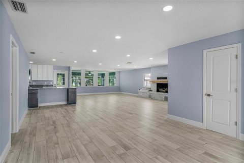 House in Crystal River, Florida 3 bedrooms, 227.24 sq.m. № 1866312 - photo 24