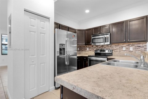 Adosado en venta en Homestead, Florida, 3 dormitorios, 130.25 m2 № 2017872 - foto 7