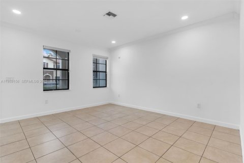 Adosado en venta en Homestead, Florida, 3 dormitorios, 130.25 m2 № 2017872 - foto 10