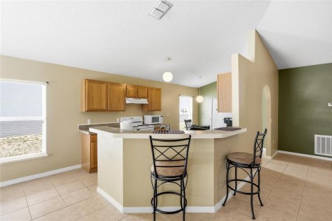 House in Davenport, Florida 3 bedrooms, 140.84 sq.m. № 2208018 - photo 5