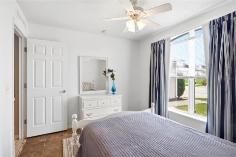 House in Davenport, Florida 3 bedrooms, 140.84 sq.m. № 2208018 - photo 27