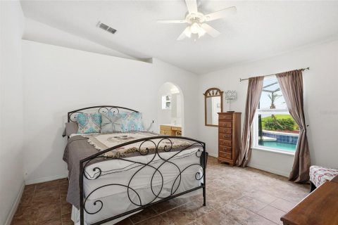 House in Davenport, Florida 3 bedrooms, 140.84 sq.m. № 2208018 - photo 7