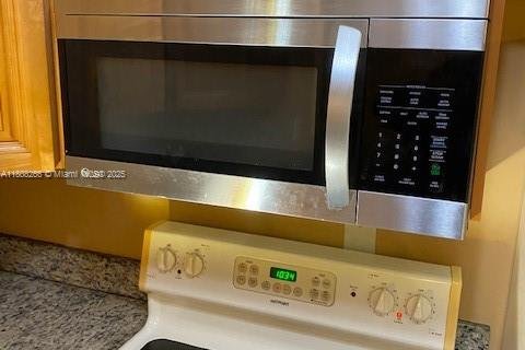Condominio en venta en Miami, Florida, 2 dormitorios, 76.83 m2 № 1745781 - foto 4