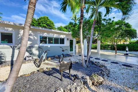 Villa ou maison à louer à Key Largo, Floride: 2 chambres, 111.2 m2 № 2433893 - photo 10