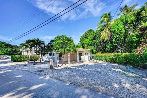 Villa ou maison à louer à Key Largo, Floride: 2 chambres, 111.2 m2 № 2433893 - photo 6