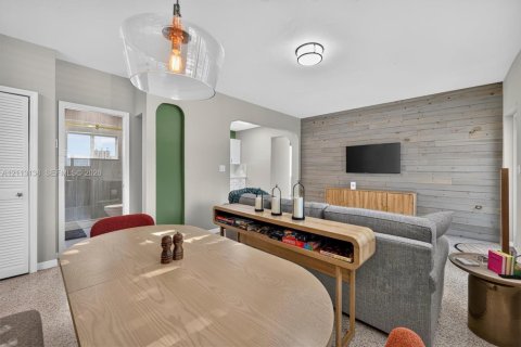 Villa ou maison à louer à Key Largo, Floride: 2 chambres, 111.2 m2 № 2433893 - photo 15