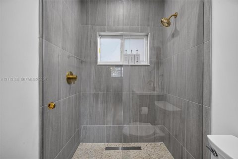 Villa ou maison à louer à Key Largo, Floride: 2 chambres, 111.2 m2 № 2433893 - photo 27
